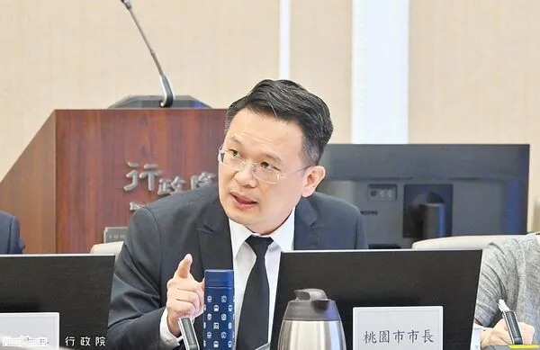 ▲行政院會今天召開詐欺犯罪危害防制條例修正案,桃園市副市長蘇俊賓呼籲應正視詐騙廣告,注重源頭平台的管理。(圖/行政院提供)