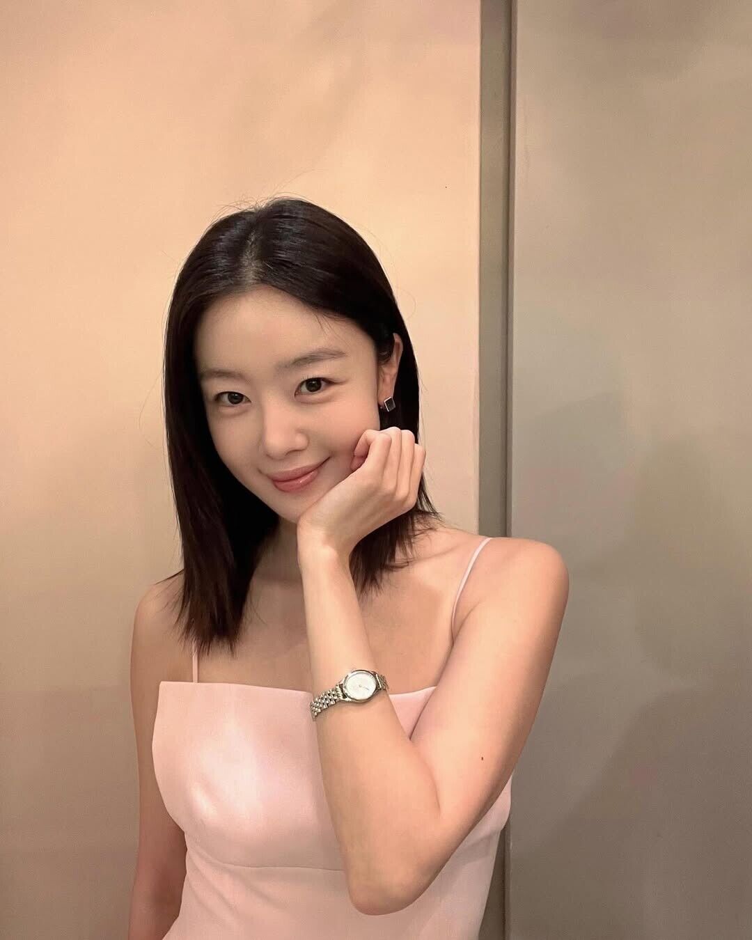 ▲韓醫美 。(圖/翻攝自IG)