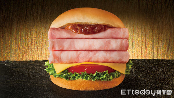 ▲▼摩斯漢堡開賣新品「台灣火雞堡」。(圖/業者提供)