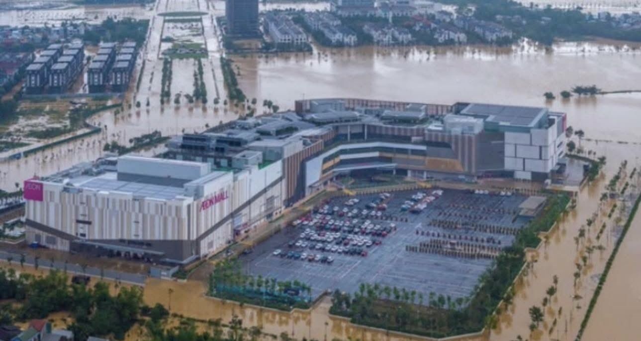 ▲▼越南淹大水購物中心安然矗立 網民:日本不意外。(圖/翻攝自X)