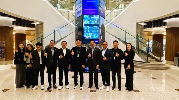 ▲考察團與Solum Healthcare團隊合影。(圖/IE提供提供)