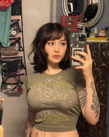 一切盡在不言中…混血正妹直播炫技 「歐派左右開弓」狂吸700萬觀看