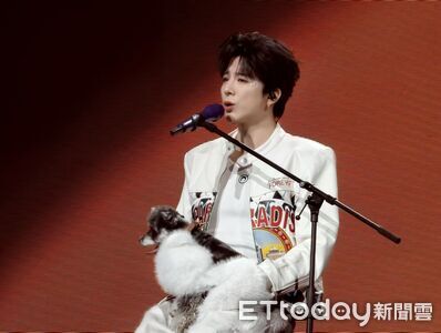 影／劉宇寧演唱會「唯一」女嘉賓曝光　全程發抖、拍照落跑萌翻粉絲