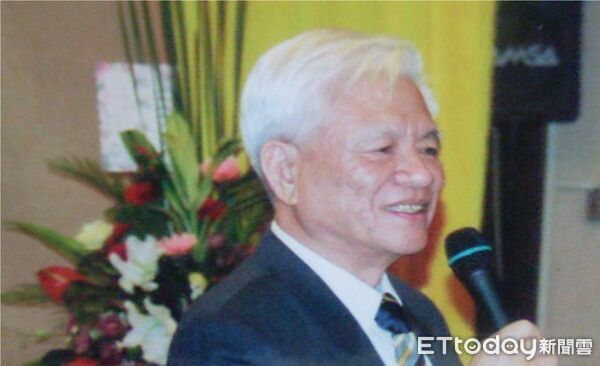 ▲戴鐵雄行醫一輩子,11/5辭世,享壽92歲。(圖/翻攝自Facebook/戴鐵雄)