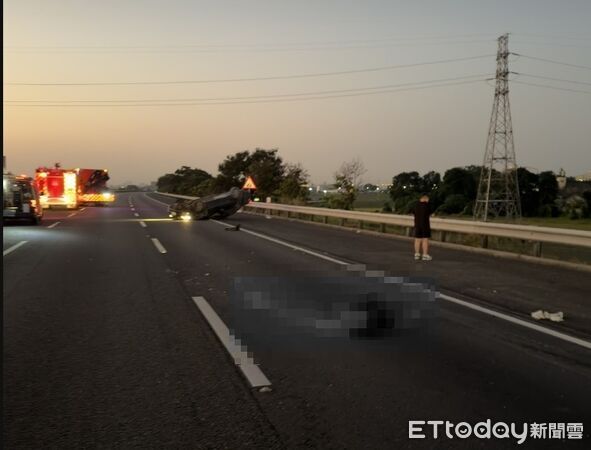 ▲▼ 國道1雲林段今晨3車追撞翻覆 造成1死5傷不幸事故 。(圖/記者游瓊華翻攝)