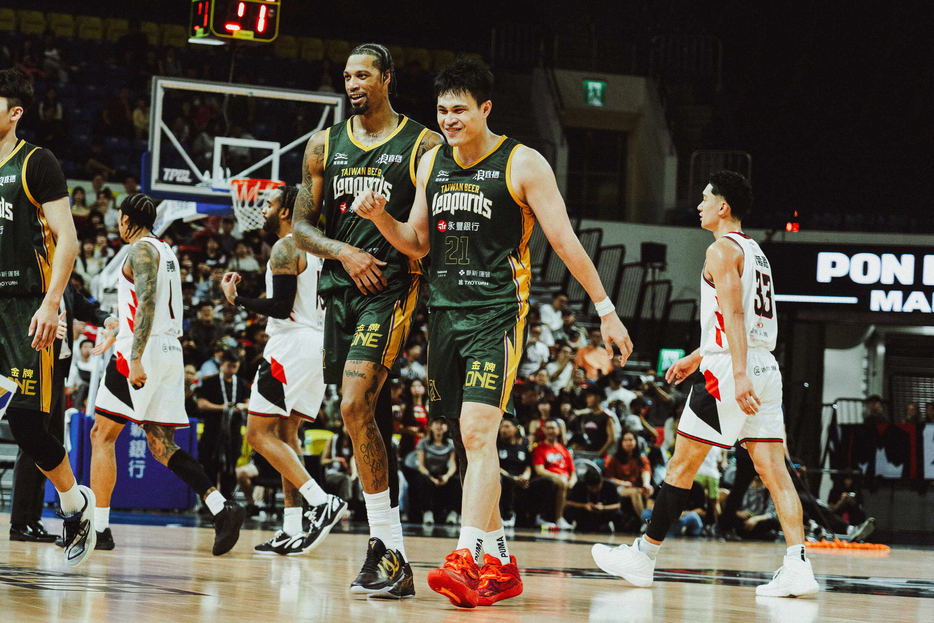 ▲▼克羅馬生涯例行賽1500分達標,雲豹開季6連勝 。(圖/雲豹提供)