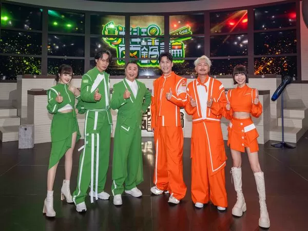 ▲▼《真料理兩鍋論》主持人丘涵(左起)、黃鐙輝、邰智源、羅時豐、KID林柏昇、溫妮。(圖/麥卡貝網路電視)