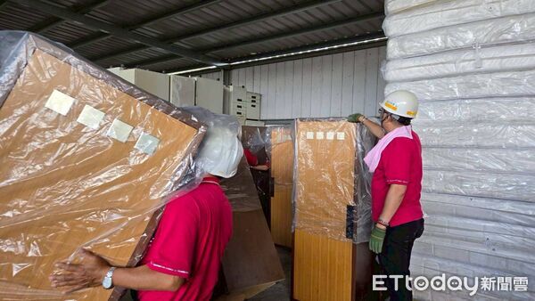 ▲台南做工行善團志工前往鹽水協助弱勢家庭進行屋內外修繕作業。(記者林東良翻攝,下同)