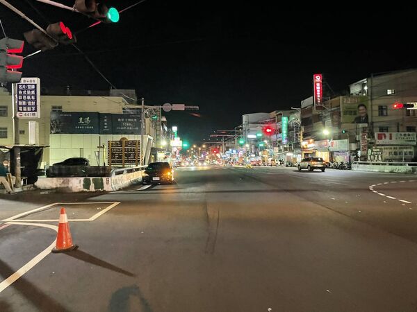 ▲彰化行人過馬路遭女駕駛撞飛傷重送醫搶救。(圖/民眾提供)