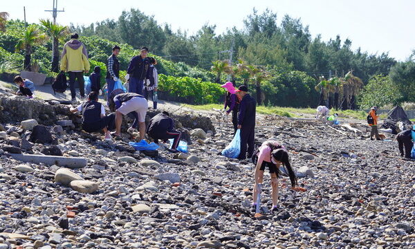 ▲敏盛醫療體系50週年響應ESG淨灘護海洋