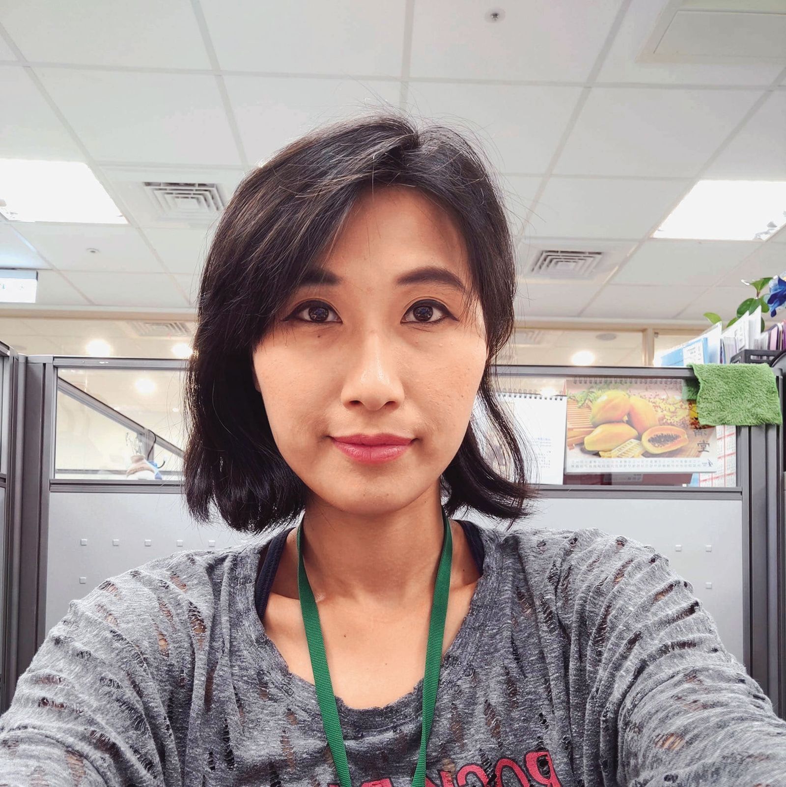 前《中央社》記者謝幸恩(圖)曾以化名「蕭依依」在外兼職撰稿,黃國昌與她對話曝光,證實黃國昌藏身幕後操控狗仔。(翻攝謝幸恩臉書)