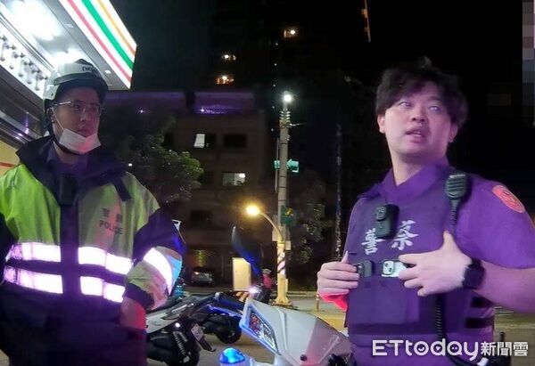 ▲警方迅速尋獲邱男戳破計謀。(圖/桃園警分局提供)