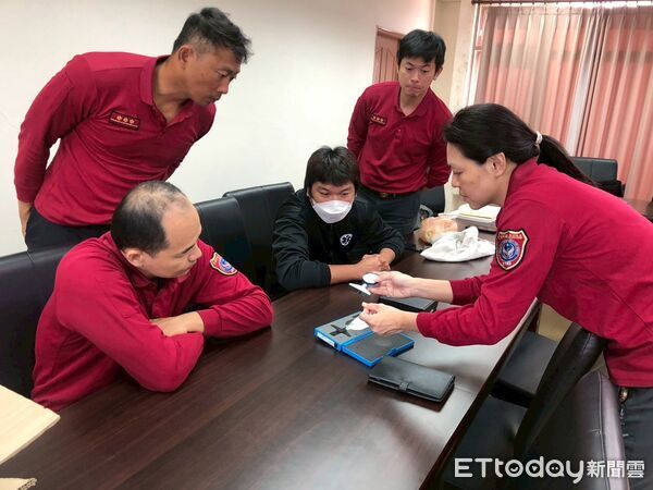 ▲第四大隊舉辦消防安檢講習,強化安檢人員實務操作與法規更新。(記者林東良翻攝,下同)