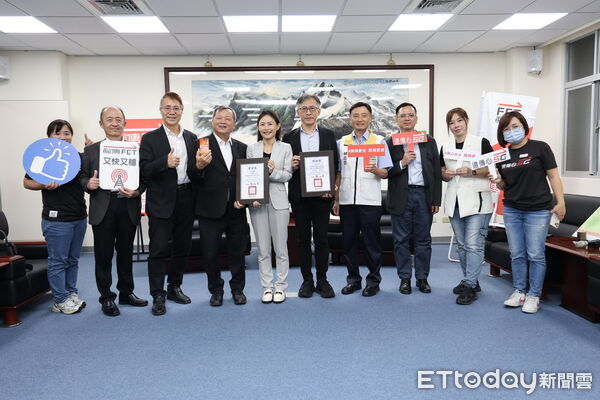 ▲遠傳再度攜手vivo南投傳愛,王副縣長表謝忱。(圖/南投縣政府提供)