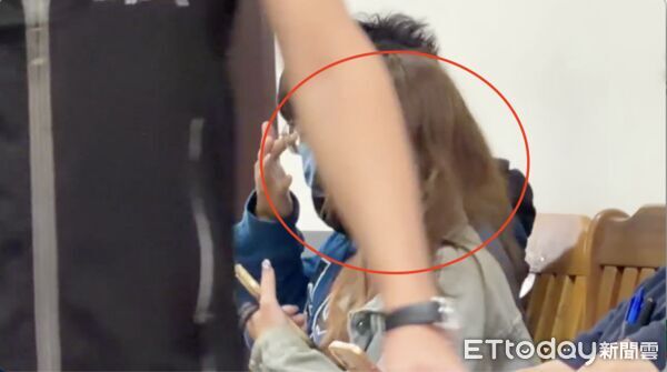 ▲檢察官特別要求把行李箱帶來釐清案情 。(圖/記者陳宏瑞攝)