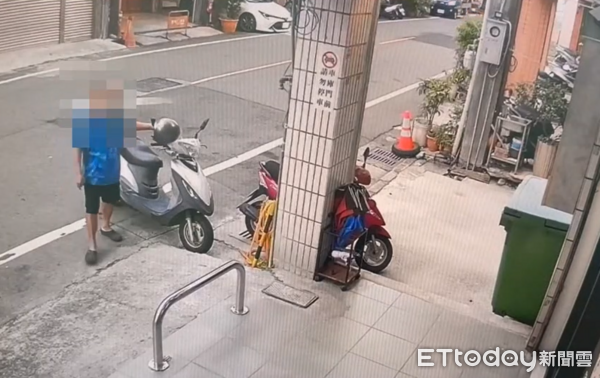 ▲▼桃園殺妻,緬甸華僑李嫌犯後騎車前往派出所自首。(圖/記者沈繼昌翻攝)