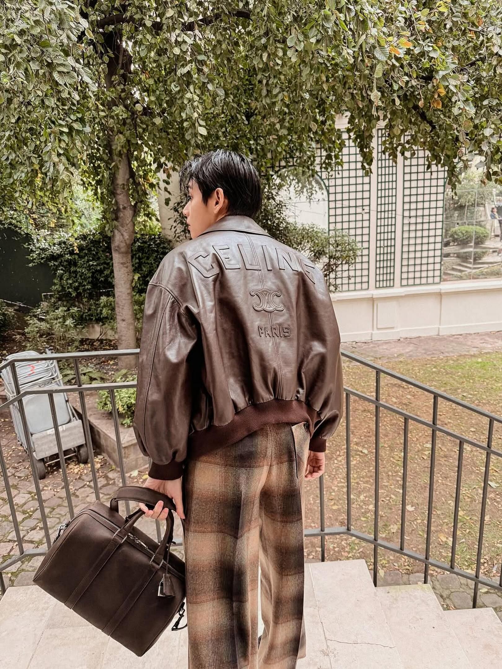 ▲宋江LOEWE 朴寶劍、V CELINE。(圖/品牌提供)