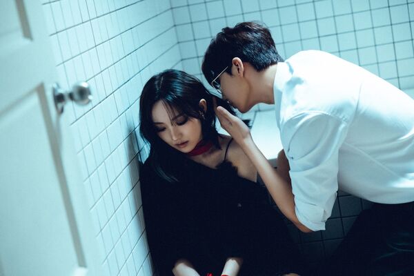 ▲▼ 閻奕格請到金雲演出恐怖情人。(圖/格聲娛樂有限公司提供)