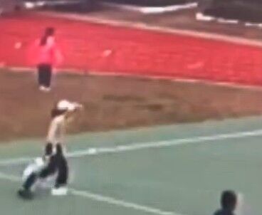 ▲彰化芬園國小一名男老師跑步後突然昏倒。(圖/民眾提供)