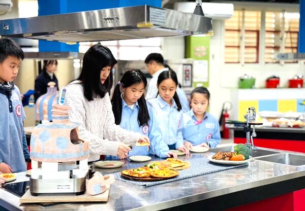 新北雙榮耀!再奪永續微電影獎 校舍活化×美感旅行躍上亞太舞台 (圖/新北市政府教育局提供)