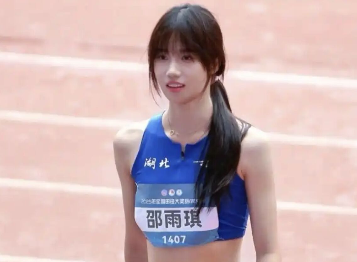 ▲大陸跳高女神邵雨琪。(圖/翻攝微博)