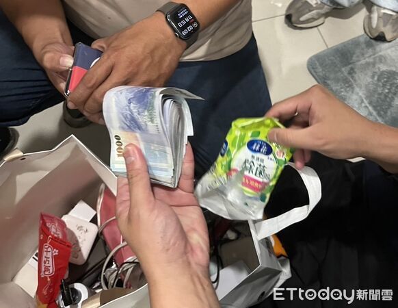 ▲李男搶走40萬,搭乘劉男所駕駛的BMW逃逸。(圖/記者陸運陞翻攝)