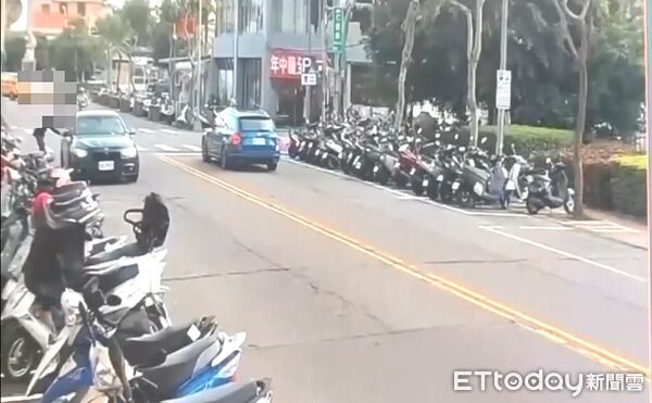 ▲李男搶走40萬,搭乘劉男所駕駛的BMW逃逸。(圖/記者陸運陞翻攝)