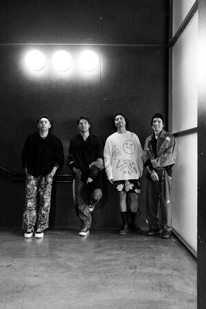 ▲▼ 鳳小岳與壓克力柿子受邀音樂節開唱。(圖/鳳小岳與壓克力柿子提供)