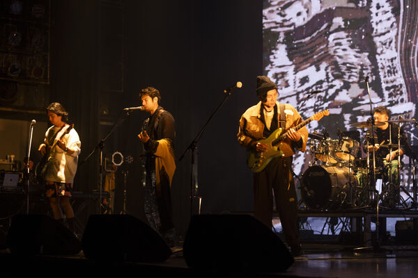 ▲▼ 鳳小岳與壓克力柿子對演出相當期待。(圖/鳳小岳與壓克力柿子提供)