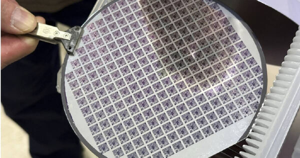 美國官員正私下透露,他們可能不會在近期針對半導體產業開徵先前承諾的關稅。(圖/達志/美聯社)