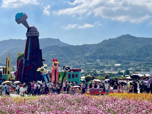 ▲「新社花海暨台中國際花毯節」展至30日。(圖/台中市觀旅局提供)