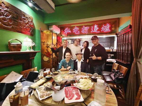 ▲▼台北忠孝敦化站復古港式火鍋「波記私宅打邊爐」,手工丸餃與招牌菜。(圖/部落客WISELY提供)