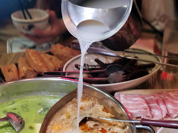 ▲▼台北忠孝敦化站復古港式火鍋「波記私宅打邊爐」,手工丸餃與招牌菜。(圖/部落客WISELY提供)