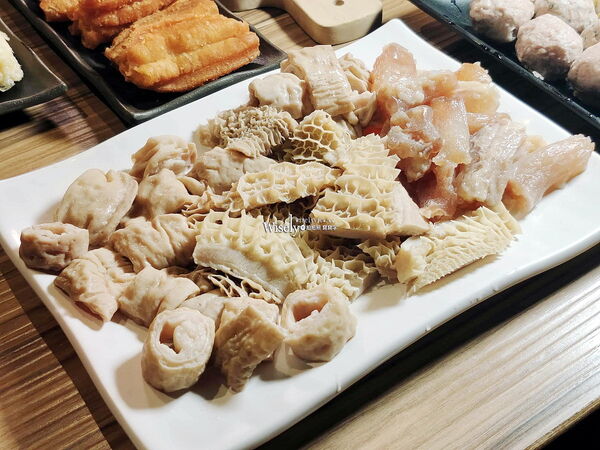 ▲▼台北忠孝敦化站復古港式火鍋「波記私宅打邊爐」,手工丸餃與招牌菜。(圖/部落客WISELY提供)