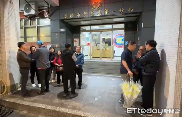 ▲ 蕭女假借旅行社名義收取費用,又以「熊出沒」為由取消,總計26人受害。(圖/記者郭世賢翻攝)