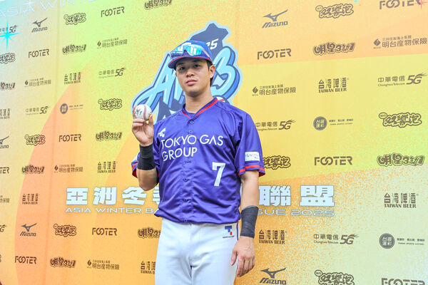 ▲單場MVP由仲俣慎之輔獲選,此役繳出6打數3安打,包括一發二分全壘打,攻下全隊最高的4分打點,並有2得分。 。(圖/中職提供)
