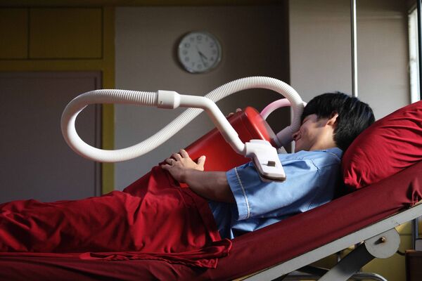 ▲《有用的鬼》由北影影帝萬洛隆甘迦,與《淒厲人妻》10億票房女主黛薇卡霍內共同演出。(圖/傳影提供)