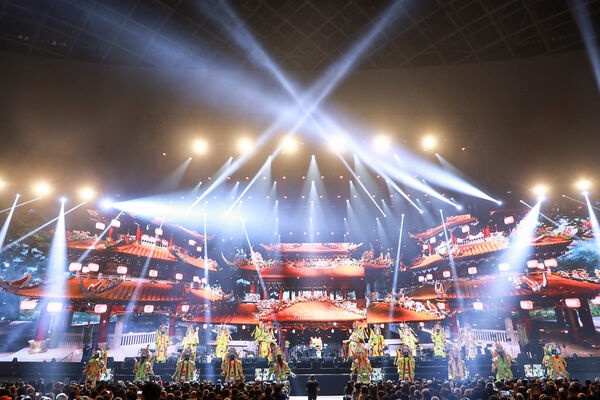 ▲▼ 唱到〈廟會〉時把神將、神轎搬上舞台 。(圖/中華音樂人交流協會提供)