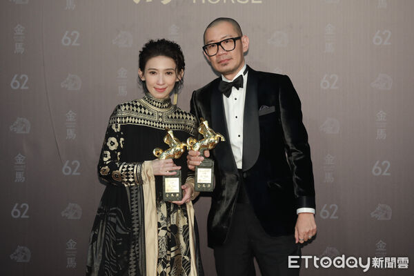 ▲▼金馬62頒獎典禮 後臺得獎感言-最佳原創電影歌曲 詞 : 張吉安,曲:戴佩妮,唱 : 戴佩妮( 地母 )。(圖/記者黃克翔攝)