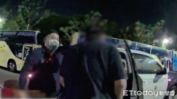 ▲跟員警發生追逐的陳姓攤商 。(圖/記者吳奕靖攝)