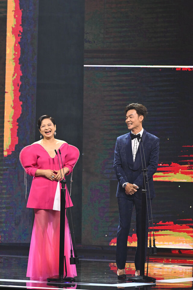 ▲▼頒獎嘉賓楊貴媚、李國煌。(圖/金馬執委會提供)