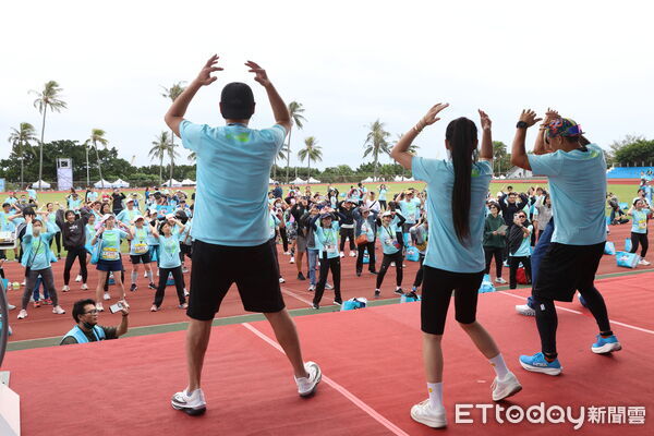 ▲▼花蓮太平洋縱谷半程馬拉松吸引來自全台與國際超過五千名跑者共襄盛舉。(圖/花蓮市公所提供,下同)