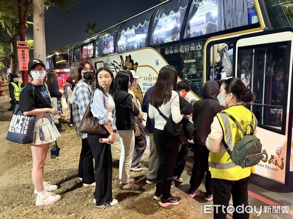 ▲▼TWICE演唱會散場。(圖/記者許宥孺翻攝)