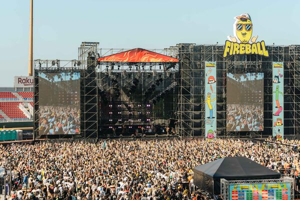 ▲▼火球祭擠爆大批觀眾。(圖/夥球擊提供)