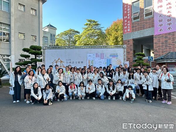 ▲▼全國語文競賽個人賽花蓮代表隊84位競賽員參加,經激烈角逐,共榮獲19項特優,表現十分亮眼。(圖/花蓮縣政府提供,下同)