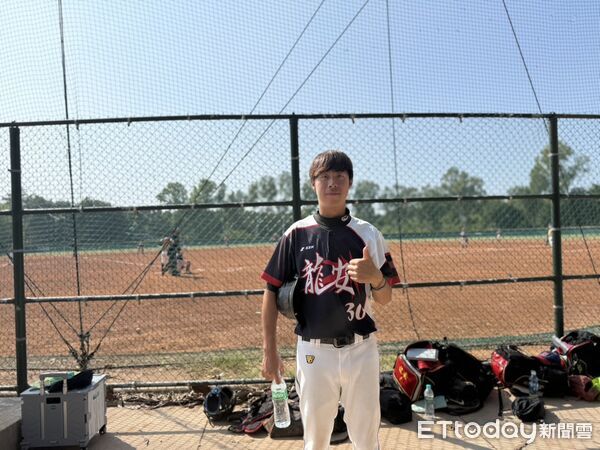 ▲桃園龍安總教練孫新堯。(圖/記者胡冠辰攝)