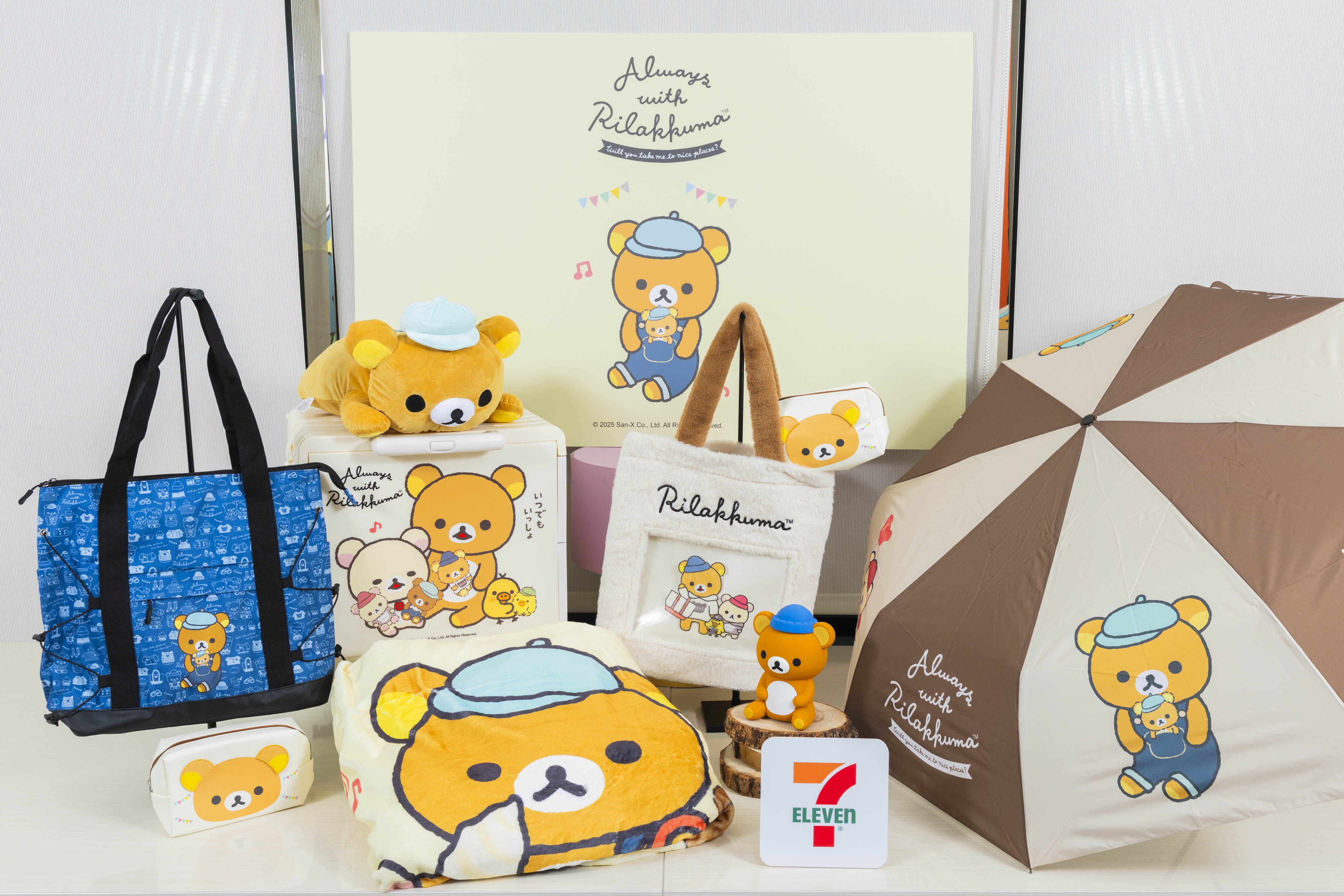 ▲▼7-11推出2025年聖誕福袋,集結9大人氣IP。(圖/業者提供)