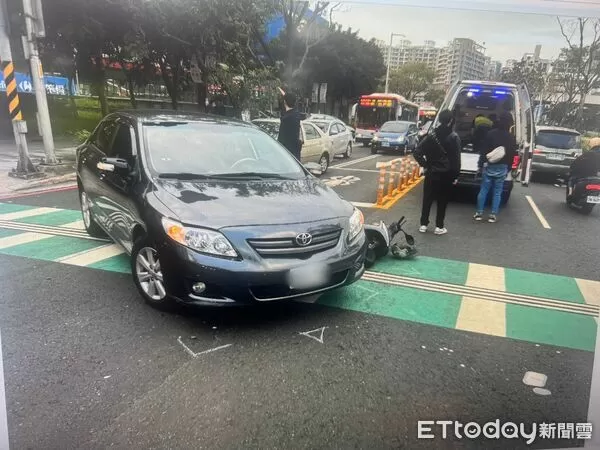 ▲▼韓男酒駕迴轉害騎士撞上命危送醫 。(圖/記者陳以昇翻攝)