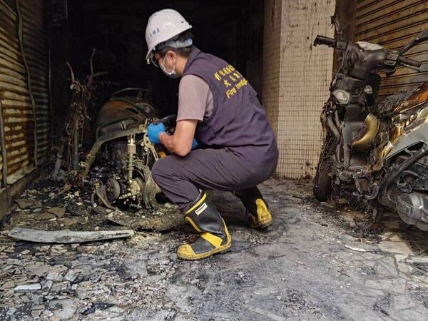 ▲彰化住宅火警釀17人嗆傷送醫。(資料圖/警方及消防提供)