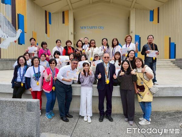▲▼ 康寧大學攜手佳和非營利幼兒園小朋友老幼共學快閃演出獲得家長一致好評! 。(圖/康寧大學提供)